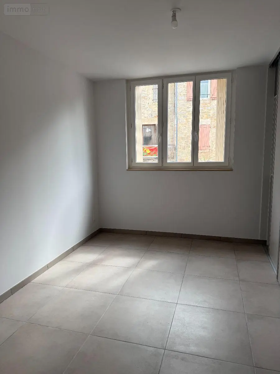 Immeuble de rapport a vendre Limogne-en-Quercy 46260 Lot 46 120 m2 2 pièces 157800 euros LI/662 007