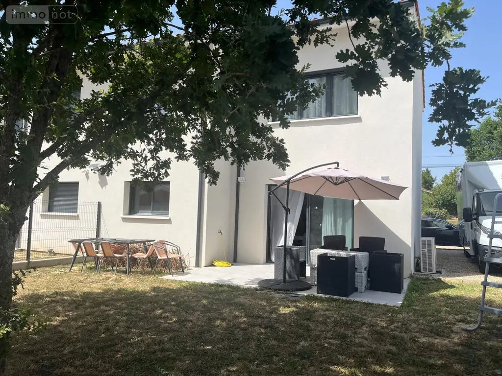 Maison a vendre La Lande-de-Fronsac 33240 Gironde 33 84 m2 3 pièces 257250 euros 118/1661 010