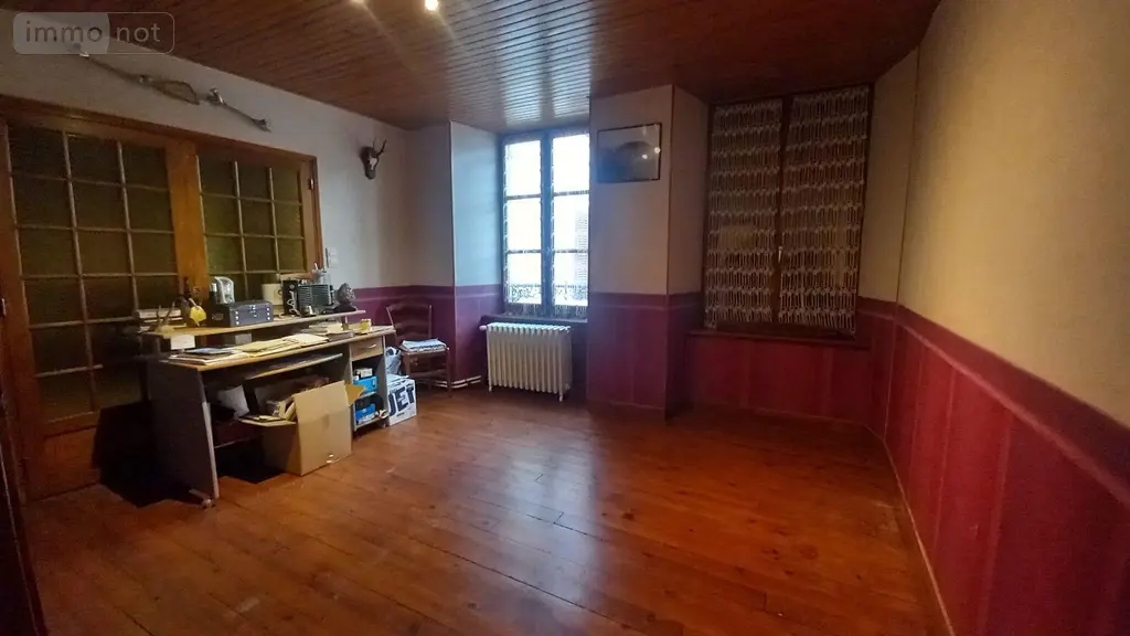 Maison a vendre Murat 15300 Cantal 15 200 m2 260000 euros FG/2572 019