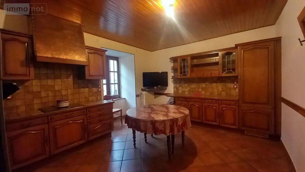 Maison a vendre Murat 15300 Cantal 15 200 m2 260000 euros FG/2572 020