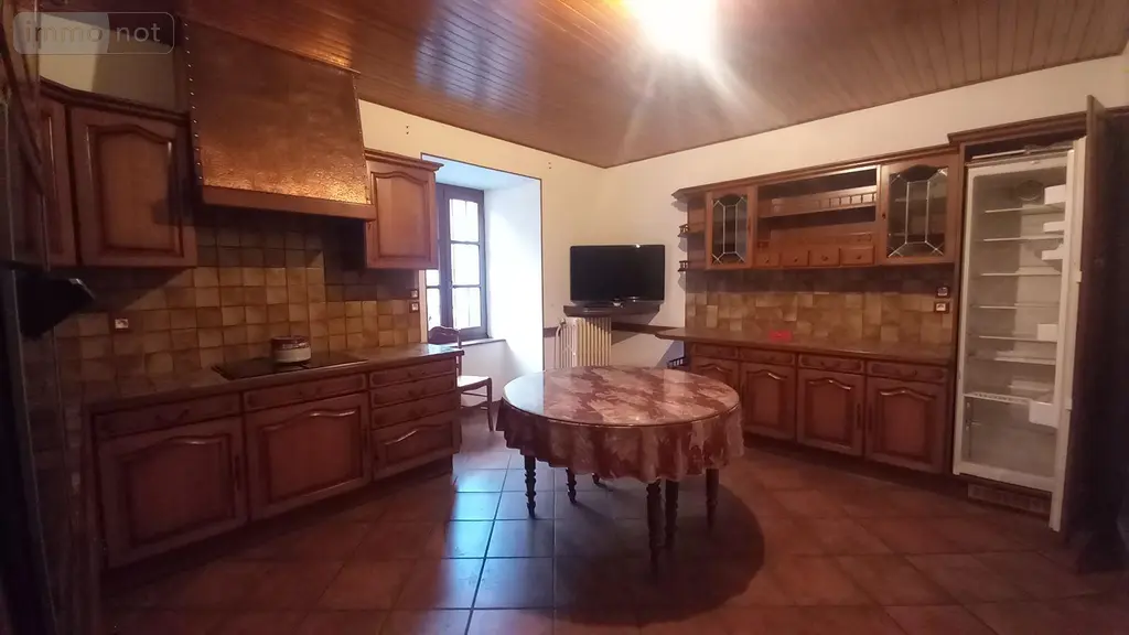 Maison a vendre Murat 15300 Cantal 15 200 m2 260000 euros FG/2572 003