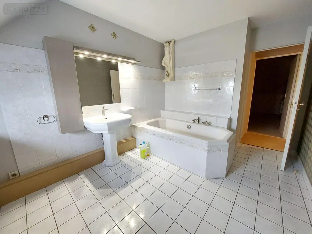 Appartement a vendre Rennes 35000 Ille-et-Vilaine 35 137 m2 5 pièces 500000 euros 35009/CM-325 010
