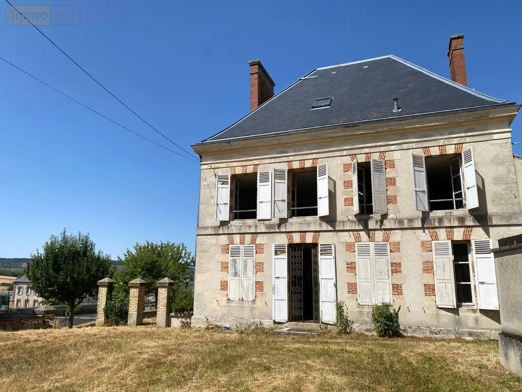 Propriete a vendre Mareuil-le-Port 51700 Marne 51 330 m2 241500 euros 51029-514 012
