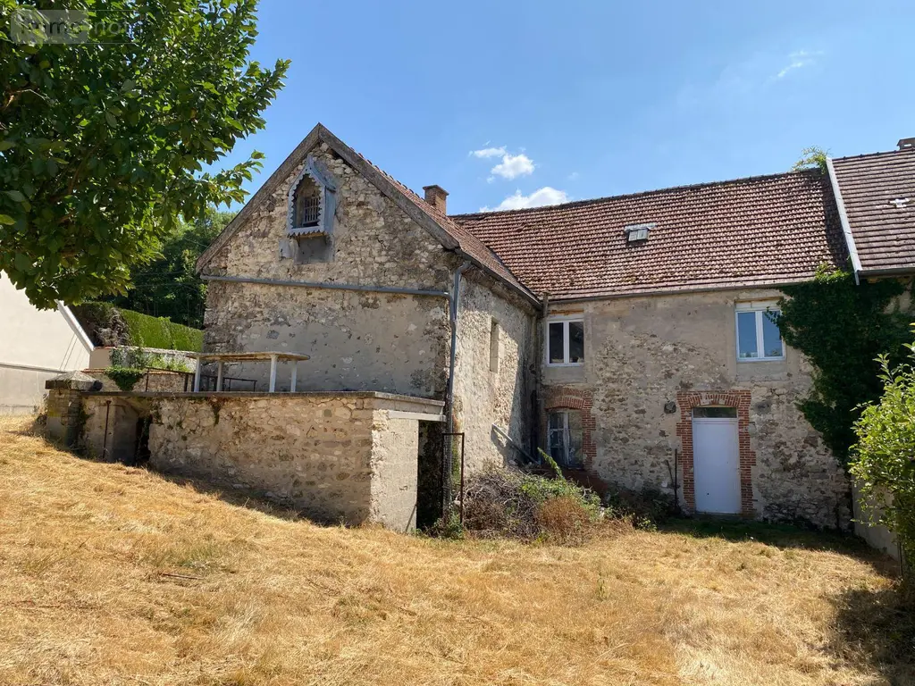 Propriete a vendre Mareuil-le-Port 51700 Marne 51 330 m2 241500 euros 51029-514 013