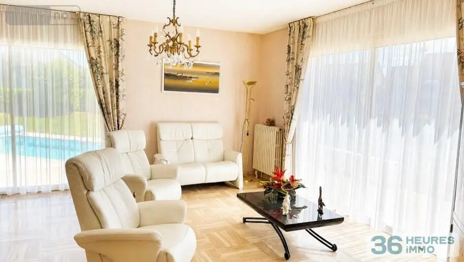 Maison a vendre Pacé 35740 Ille-et-Vilaine 35 258 m2 9 pièces 932720 euros CHEUVREUX P1-VI 006