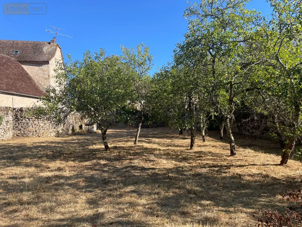 Propriete a vendre Assier 46320 Lot 46 330 m2 13 pièces 158000 euros 46030/PROP/585 005