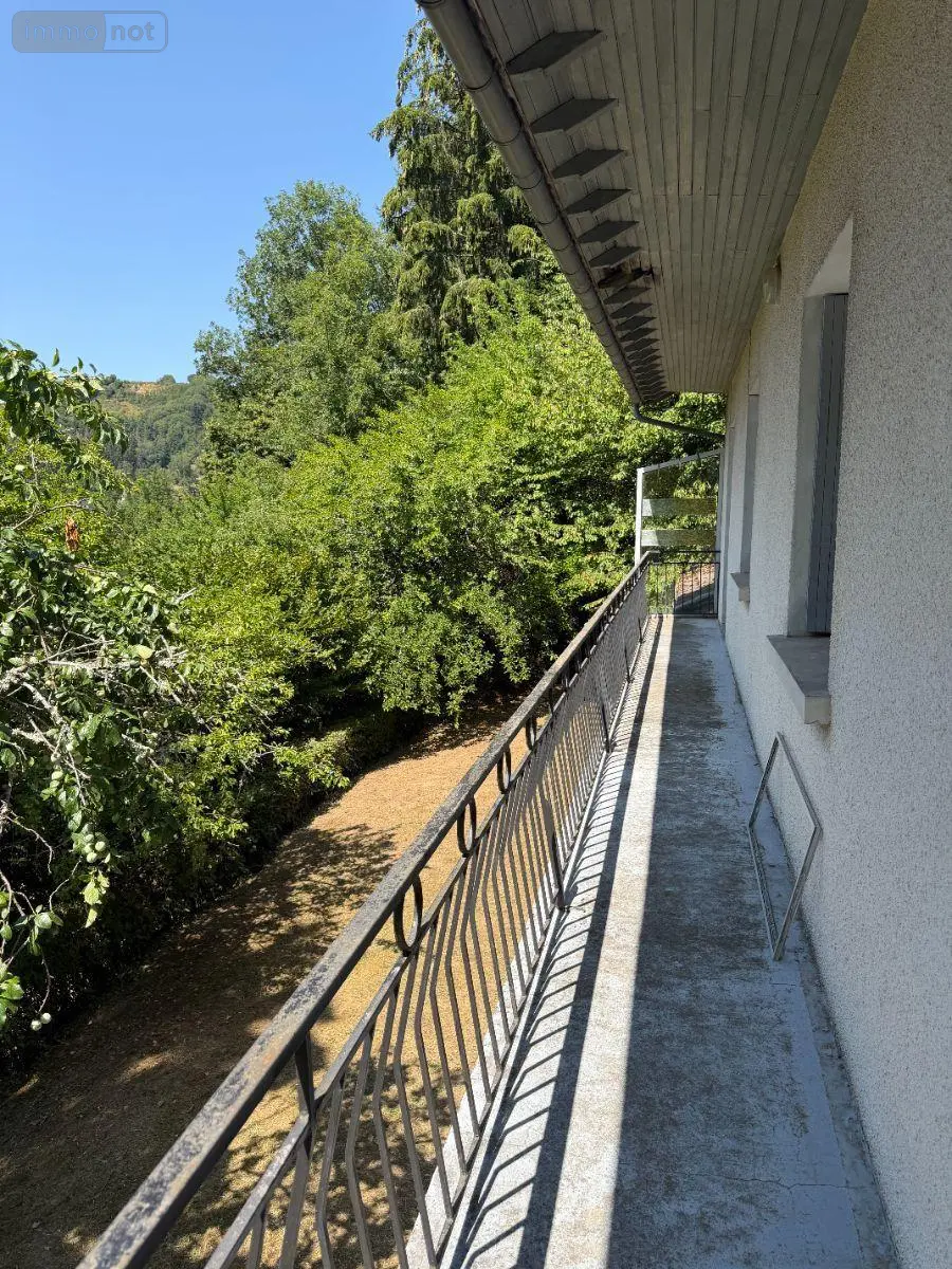 Maison a vendre Saint-Martin-Valmeroux 15140 Cantal 15 213 m2 8 pièces 139920 euros 15060/1285 005
