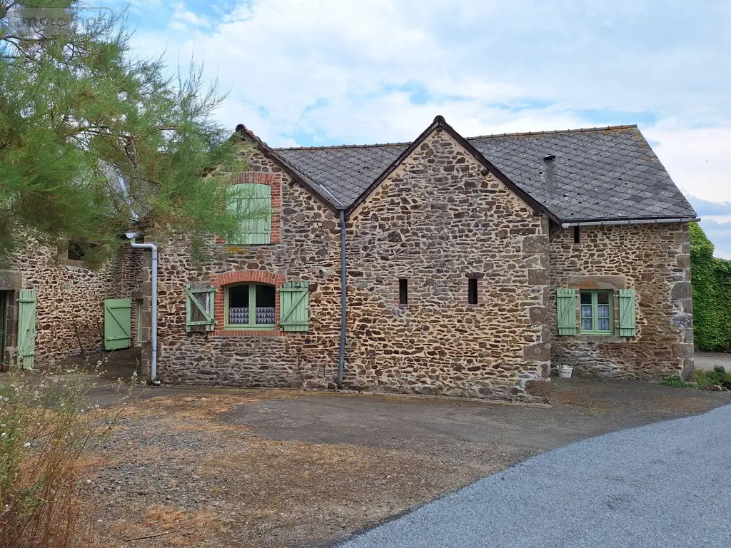 Maison a vendre Saint-Hilaire-du-Maine 53380 Mayenne 53 155 m2 6 pièces 189000 euros 53077-41 022