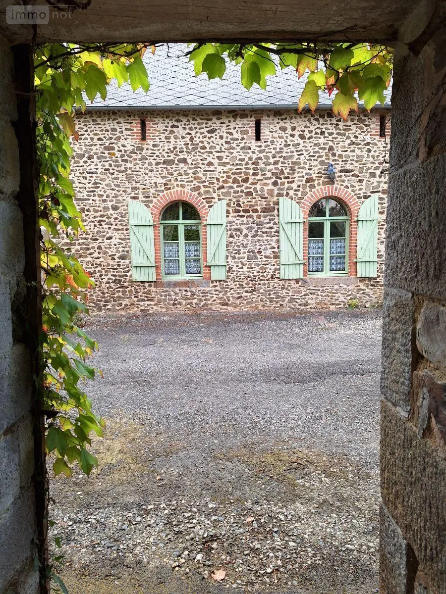 Maison a vendre Saint-Hilaire-du-Maine 53380 Mayenne 53 155 m2 6 pièces 189000 euros 53077-41 024