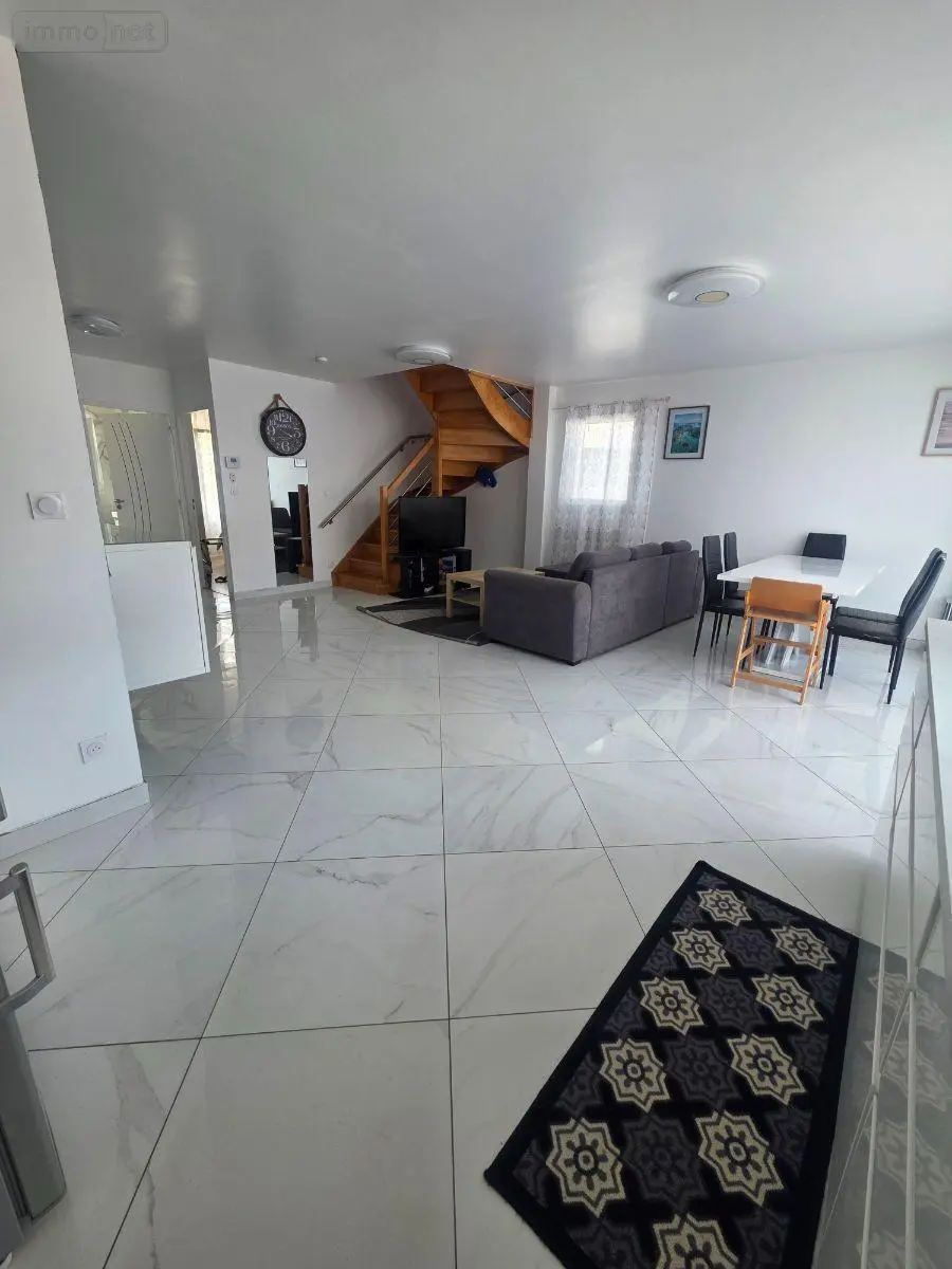 Maison a vendre Trélazé 49800 Maine-et-Loire 49 106 m2 7 pièces 273000 euros 49115/MAIS/553 010