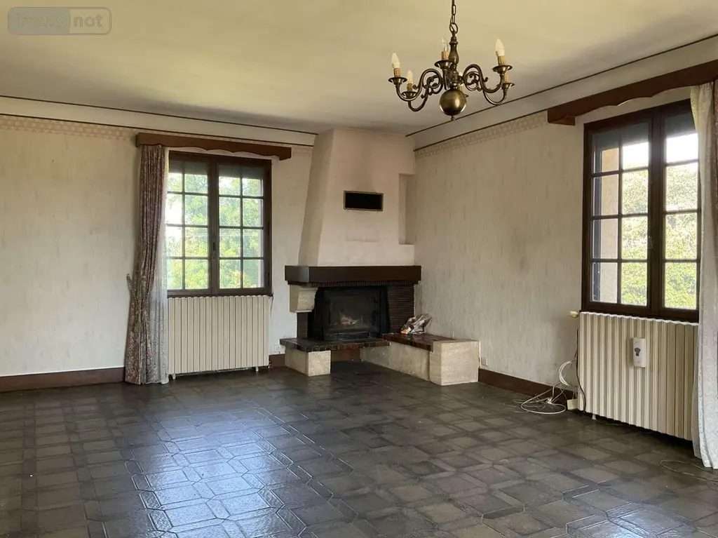 Maison a vendre Gourdon 46300 Lot 46 180 m2 7 pièces 198600 euros 46041/460 008