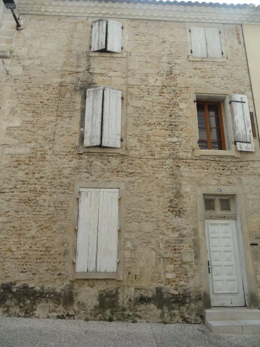 Immeuble de rapport a vendre Saint-Gilles 30800 Gard 30 130 m2 5 pièces 180250 euros 11411/458 001