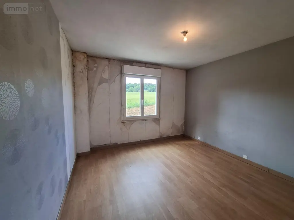 Maison a vendre Saint-Nicolas-du-Pélem 22480 Côtes-d'Armor 22 98 m2 5 pièces 79500 euros 22075/MAIS1686 005