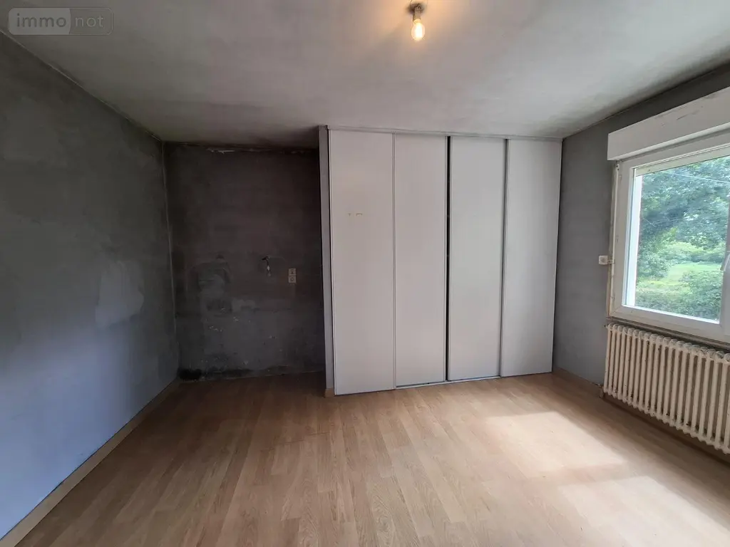 Maison a vendre Saint-Nicolas-du-Pélem 22480 Côtes-d'Armor 22 98 m2 5 pièces 79500 euros 22075/MAIS1686 007