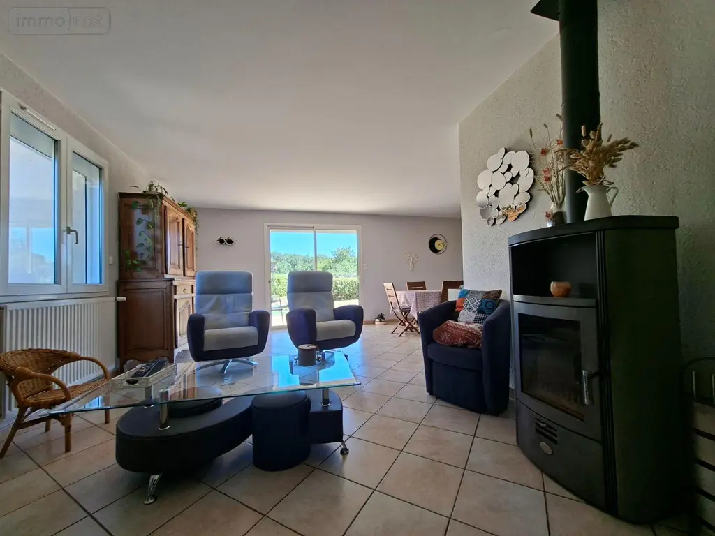 Maison a vendre Bressuire 79300 Deux-Sèvres 79 134 m2 6 pièces 287375 euros AGM 100** 006