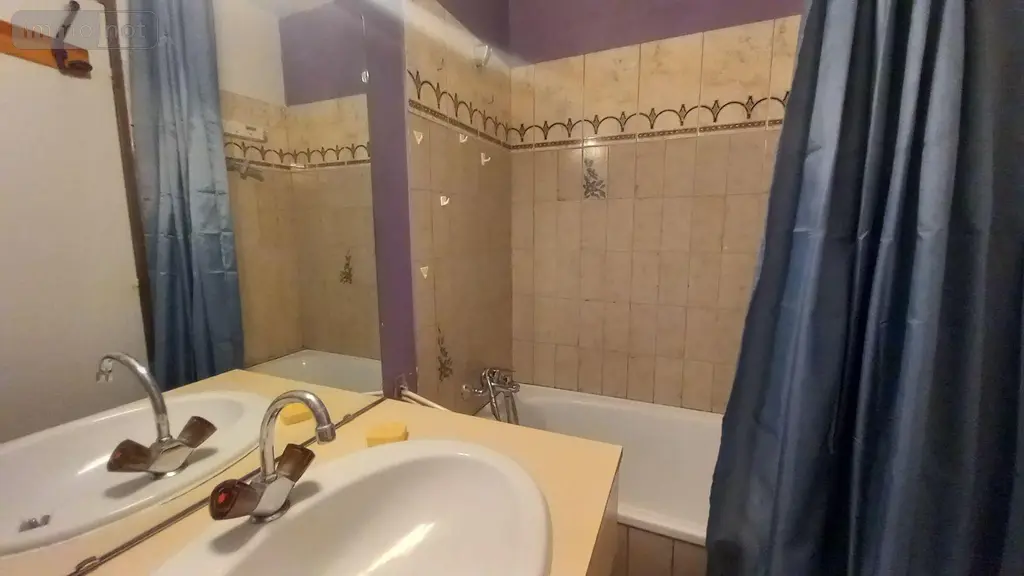 Appartement a vendre Murat 15300 Cantal 15 20 m2 1 pièce 55300 euros FG/2581 004