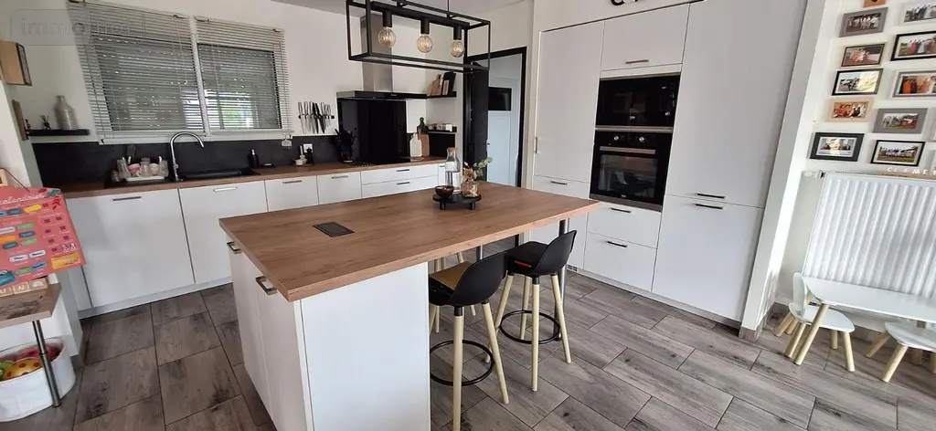 Maison a vendre Saint-Aubin-du-Cormier 35140 Ille-et-Vilaine 35 101 m2 4 pièces 292600 euros 137/4125 003