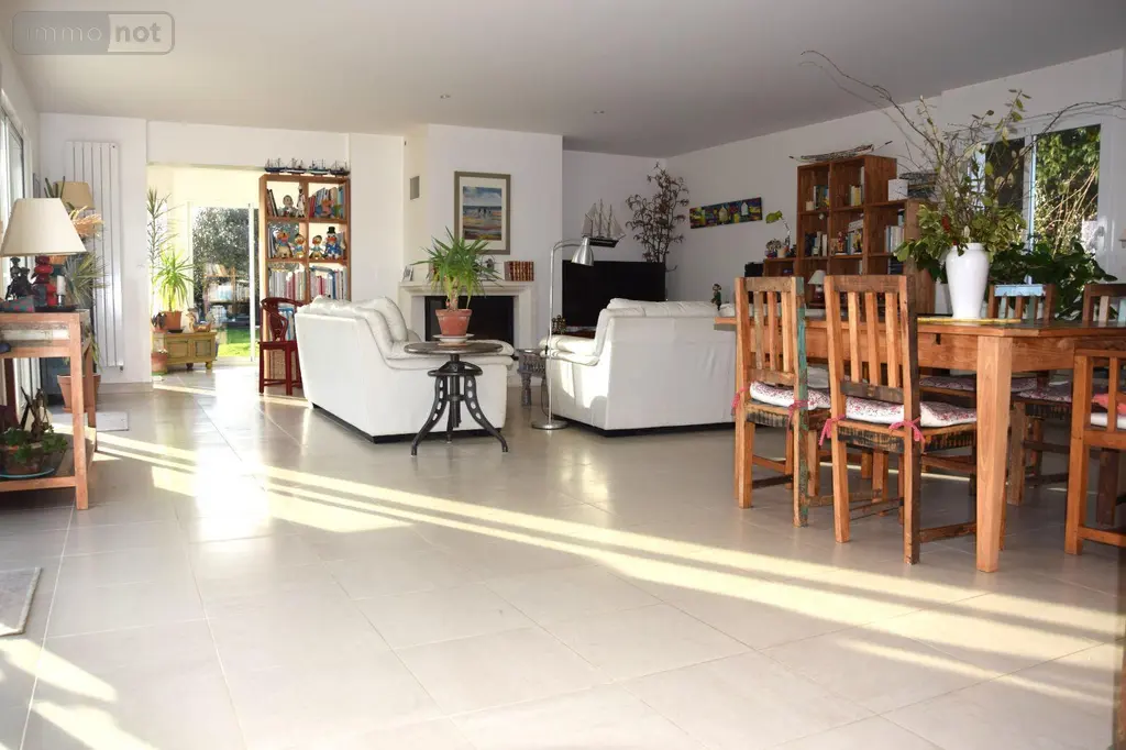 Propriete a vendre Trégunc 29910 Finistère 29 205 m2 8 pièces 744800 euros PROP/2003 009