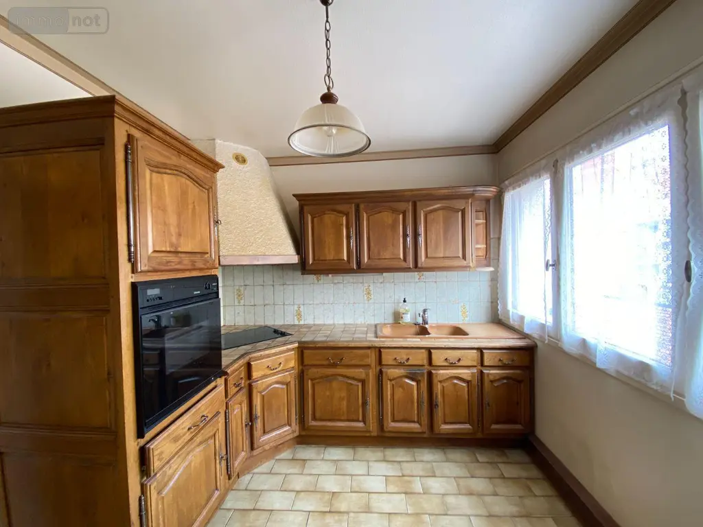 Appartement a vendre Aurillac 15000 Cantal 15 77 m2 5 pièces 116600 euros 15061-88 003