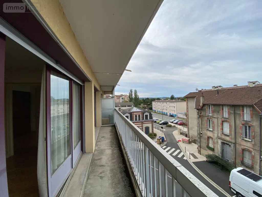 Appartement a vendre Aurillac 15000 Cantal 15 77 m2 5 pièces 116600 euros 15061-88 009