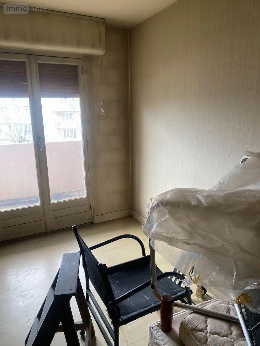 Appartement a vendre Saint-Dizier 52100 Haute-Marne 52 74 m2 4 pièces 43600 euros JO/1081 002