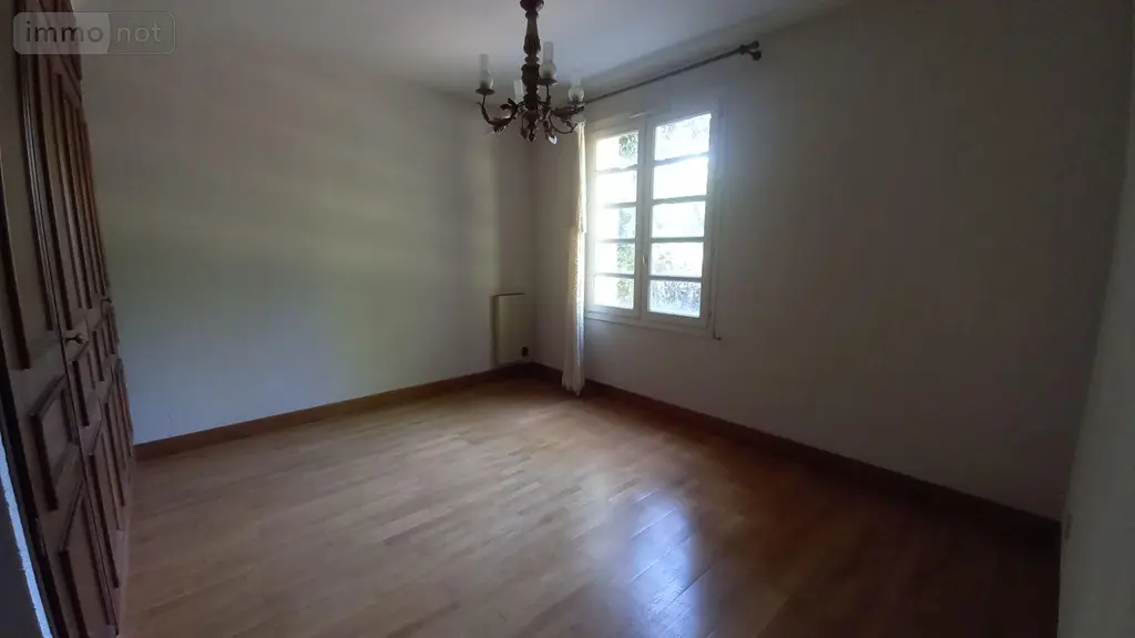 Maison a vendre Vic-sur-Cère 15800 Cantal 15 127 m2 159000 euros MG/2584 005