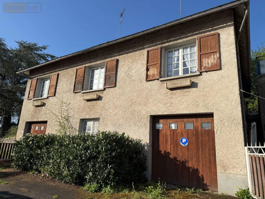 Maison a vendre Mauriac 15200 Cantal 15 5 pièces 84800 euros 15060/1288 002