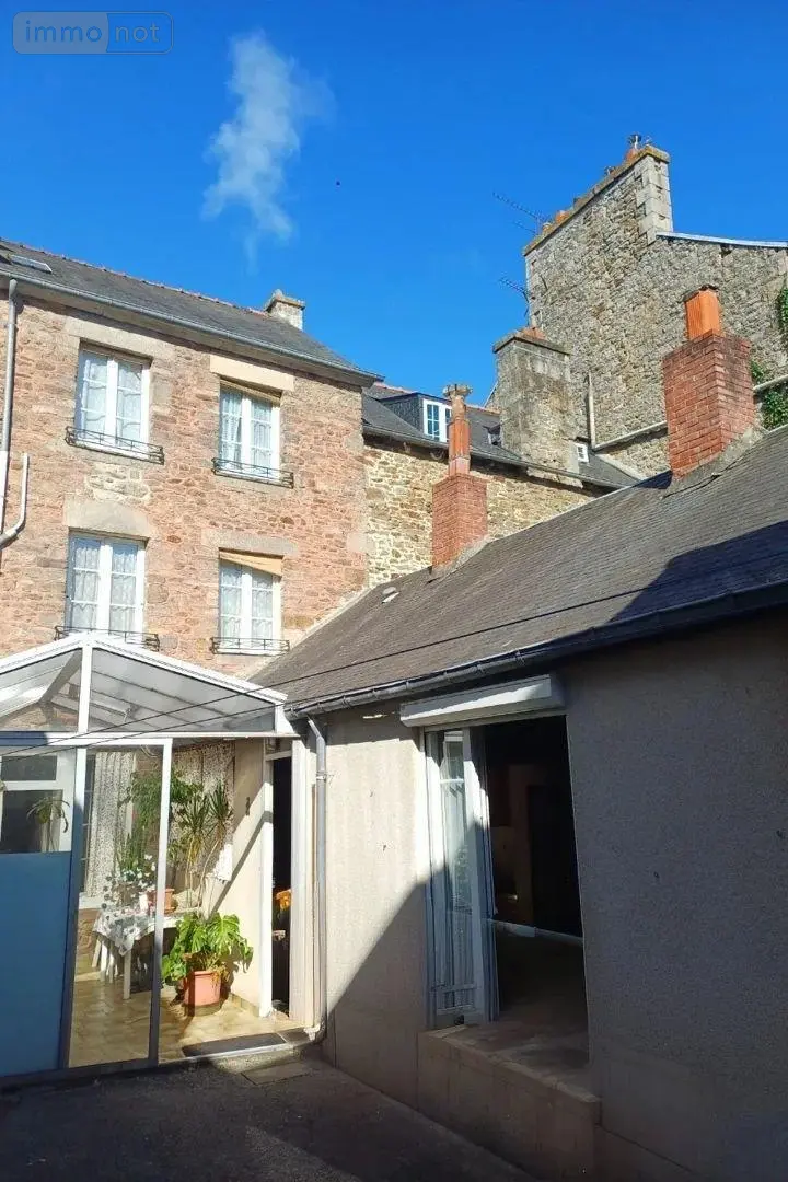 Maison a vendre Dinan 22100 Côtes-d'Armor 22 108 m2 9 pièces 327285 euros 037/993 002