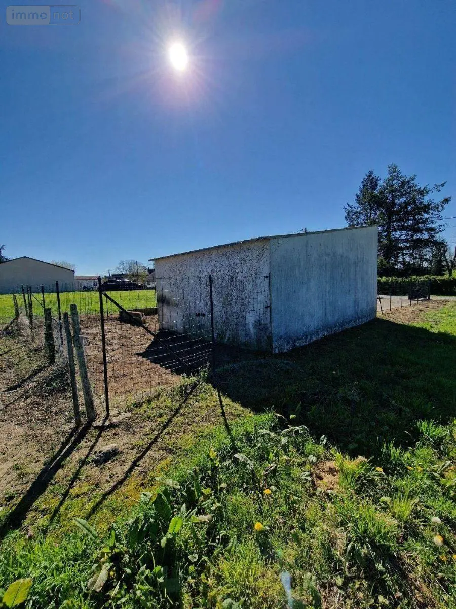 Garage et parking a vendre Le Menoux 36200 Indre 36 25 m2 1 pièce 15000 euros 037/2773 008