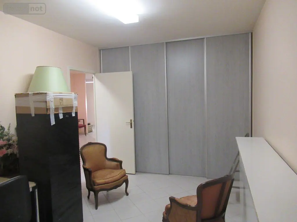 Fonds et murs commerciaux a vendre Saint-André-les-Vergers 10120 Aube 10 113 m2 4 pièces 210000 euros 10377/953 008