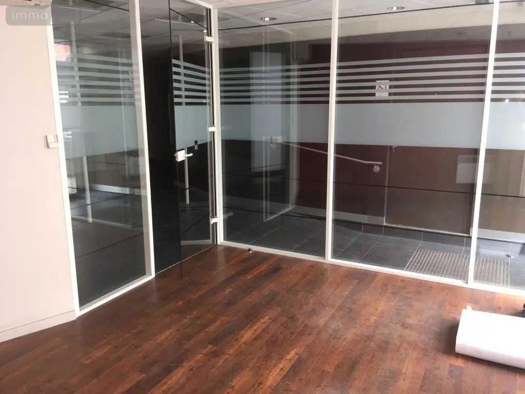Location fonds et murs commerciaux Bergues 59380 Nord 59 150 m2 1600 euros M1633 001