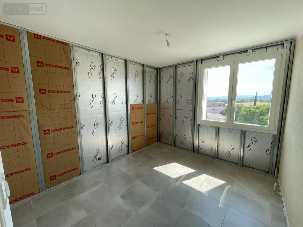 Appartement a vendre Manosque 04100 Alpes-de-Haute-Provence 04 79 m2 4 pièces 137800 euros 025/1951 007