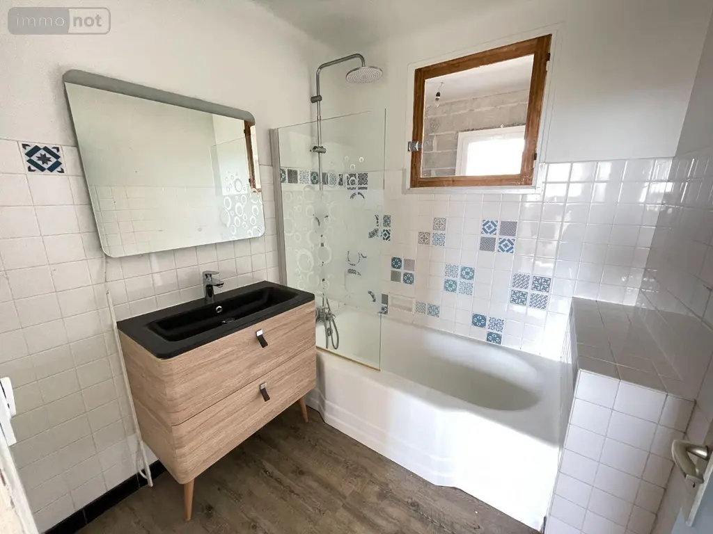 Appartement a vendre Manosque 04100 Alpes-de-Haute-Provence 04 79 m2 4 pièces 137800 euros 025/1951 011