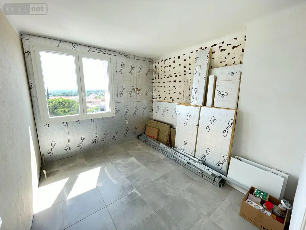 Appartement a vendre Manosque 04100 Alpes-de-Haute-Provence 04 79 m2 4 pièces 137800 euros 025/1951 010