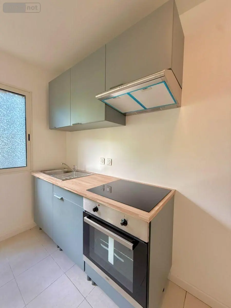 Appartement a vendre Saint-Denis 97400 La Réunion 974 87 m2 5 pièces 196100 euros 97424/308 010