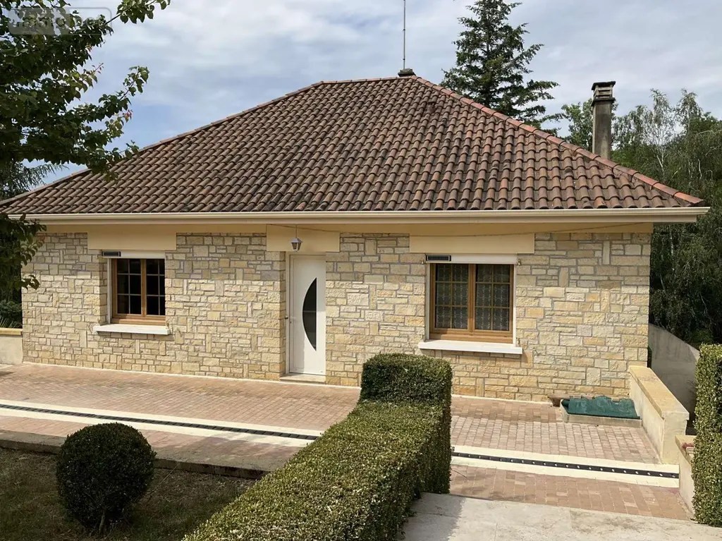 Maison a vendre Gourdon 46300 Lot 46 180 m2 6 pièces 260500 euros 46041/464 002