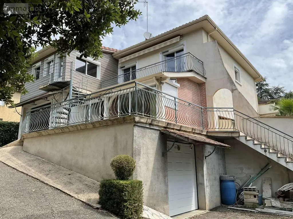 Maison a vendre Gourdon 46300 Lot 46 180 m2 6 pièces 260500 euros 46041/464 007
