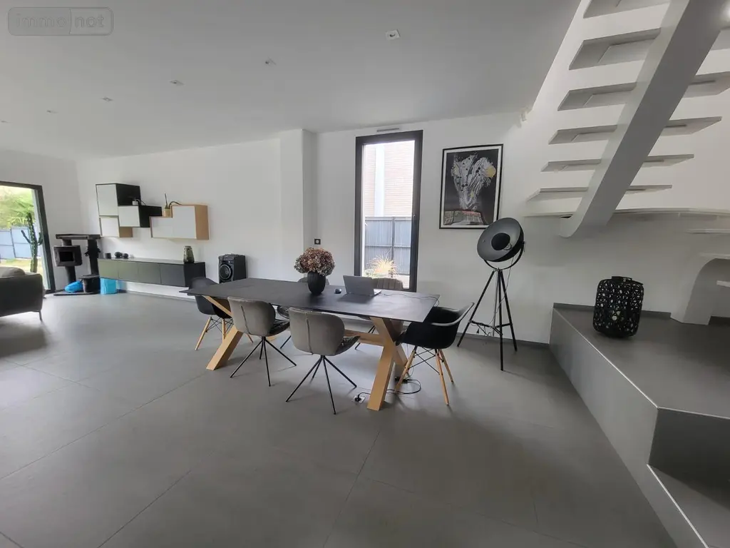 Maison a vendre Saint-Saulve 59880 Nord 59 208 m2 9 pièces 563750 euros 16082/426 006