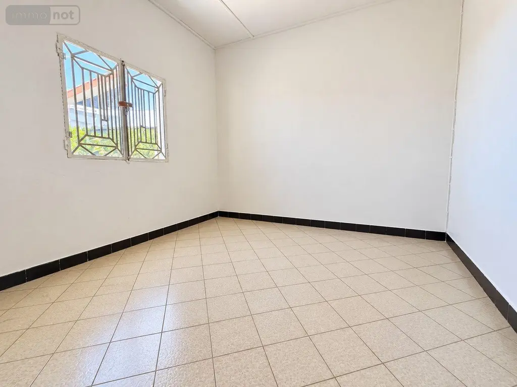 Maison a vendre La-Montagne 97417 La Réunion 974 170 m2 5 pièces 388500 euros 97405/317 014