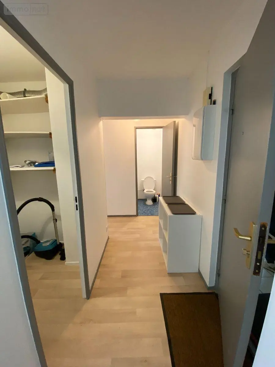 Location appartement Rennes 35000 Ille-et-Vilaine 35 51 m2 2 pièces 891 euros 11803/2448 007