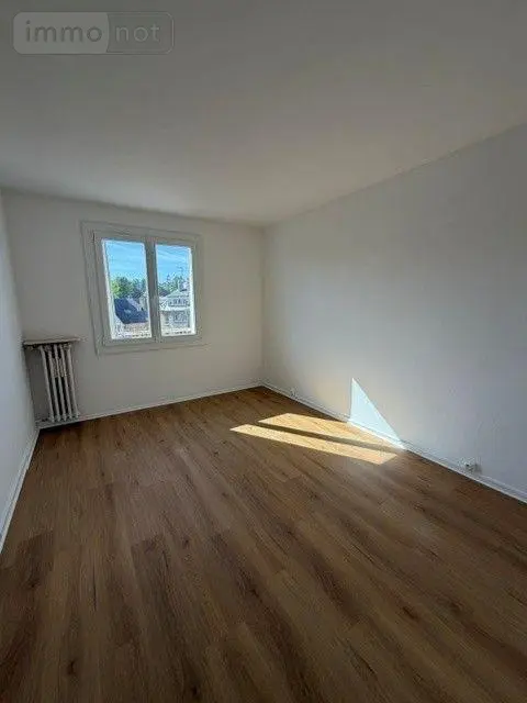 Location appartement Évreux 27000 Eure 27 67 m2 3 pièces 875 euros T3JEUF 005