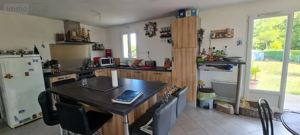 Maison a vendre Saint-André-de-Lidon 17260 Charente-Maritime 17 90 m2 4 pièces 238160 euros Ref 02082 005