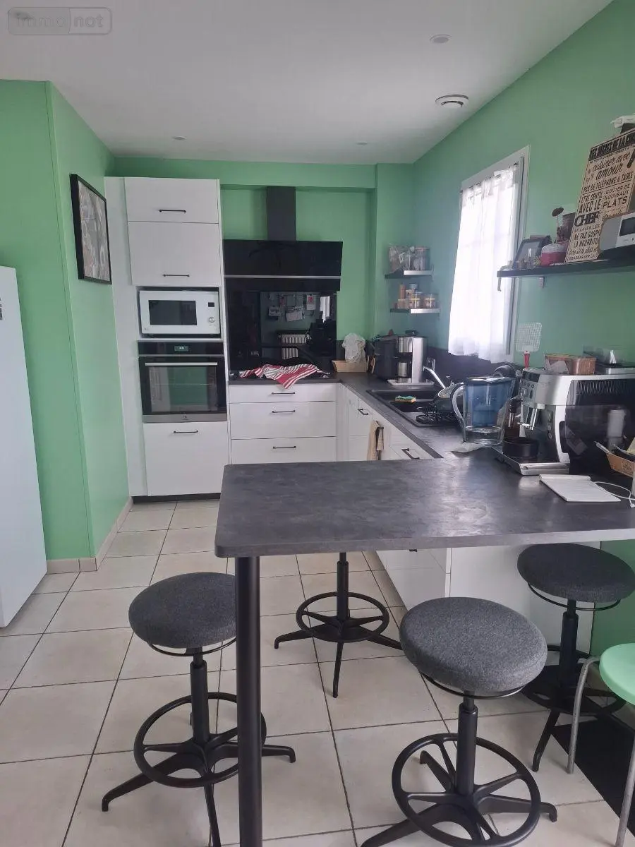 Maison a vendre Saint-Georges-sur-Moulon 18110 Cher 18 116 m2 5 pièces 229900 euros 18016/2224 005