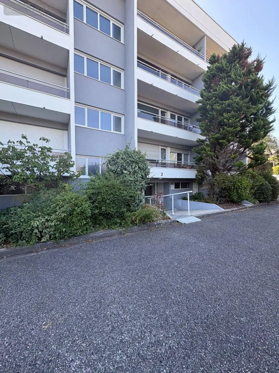 Appartement a vendre Bordeaux 33200 Gironde 33 30 m2 1 pièce 129500 euros 026/1041DEAU 008