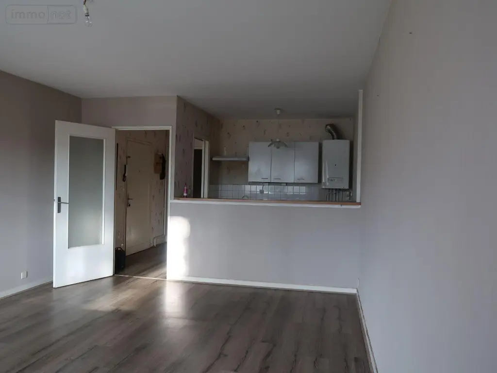 Location appartement Rennes 35700 Ille-et-Vilaine 35 53 m2 2 pièces 820 euros 050/179 003