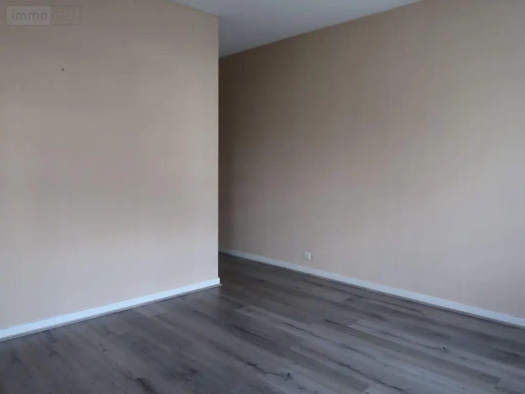 Location appartement Rennes 35700 Ille-et-Vilaine 35 53 m2 2 pièces 820 euros 050/179 010
