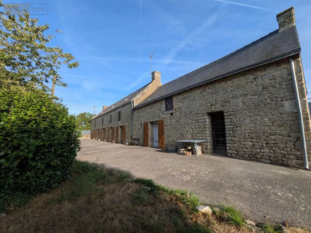 Maison a vendre Guilligomarc'h 29300 Finistère 29 140 m2 311700 euros 29114-209 010
