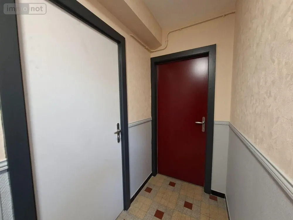 Immeuble de rapport a vendre Vesoul 70000 Haute-Saône 70 229 m2 10 pièces 238200 euros 70003-335 004