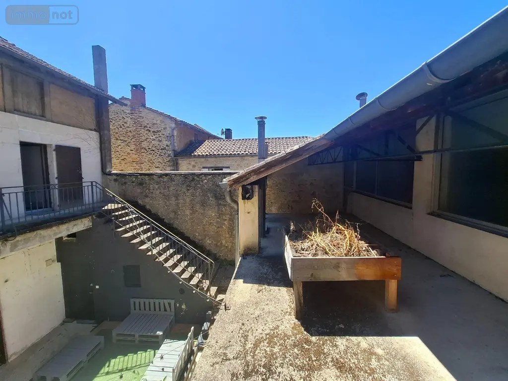 Maison a vendre Saint-Cyprien 24220 Dordogne 24 210 m2 10 pièces 235000 euros 18113/198 016