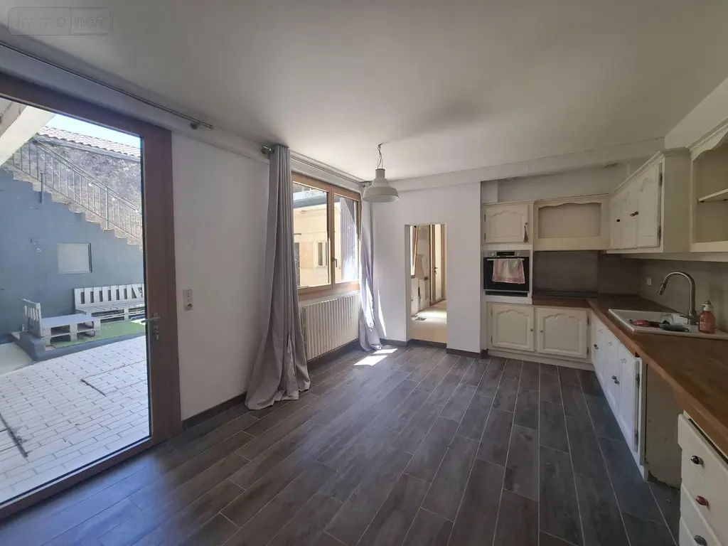 Maison a vendre Saint-Cyprien 24220 Dordogne 24 210 m2 10 pièces 235000 euros 18113/198 003
